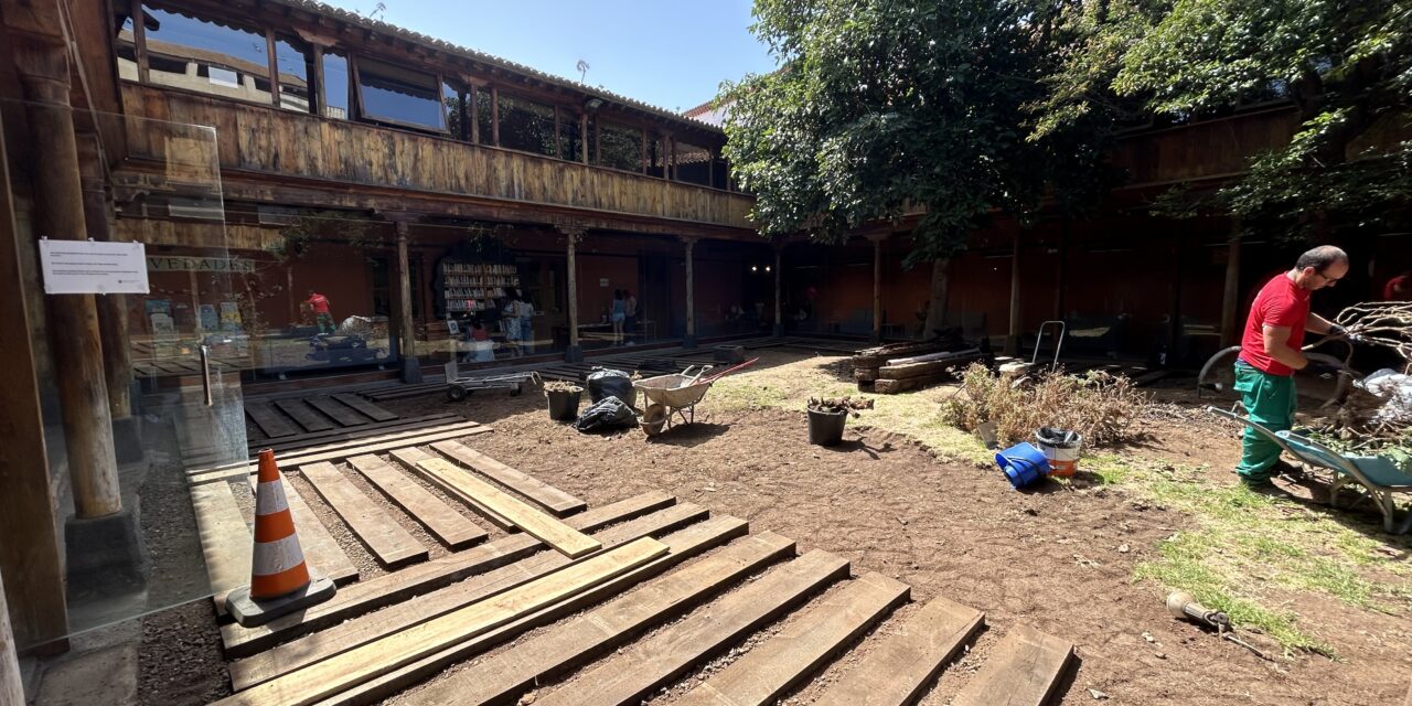 Un nuevo jardín medicinal para la biblioteca “Adrián Alemán de Armas” de La Laguna