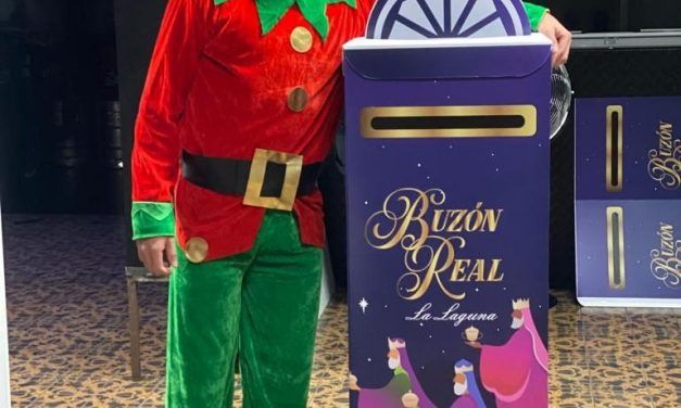 Comercio de La Laguna instala 60 buzones para enviar las cartas a los Reyes Magos sin salir del barrio
