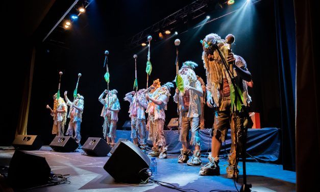 El Teatro Leal celebra el sábado de Piñata con la actuación de la Chirimurga del Timple