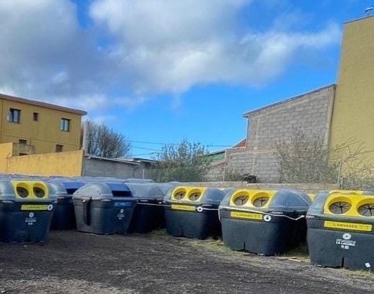 La Laguna instala 500 nuevos contenedores de residuos, más accesibles y de menor impacto visual