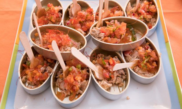 Los comedores de la ULL sirven gratuitamente menús de pescado de Canarias para incentivar el consumo local