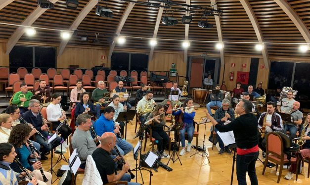 Arrancan los actos culturales de la Cuaresma lagunera con un concierto de la Banda Sinfónica La Fe