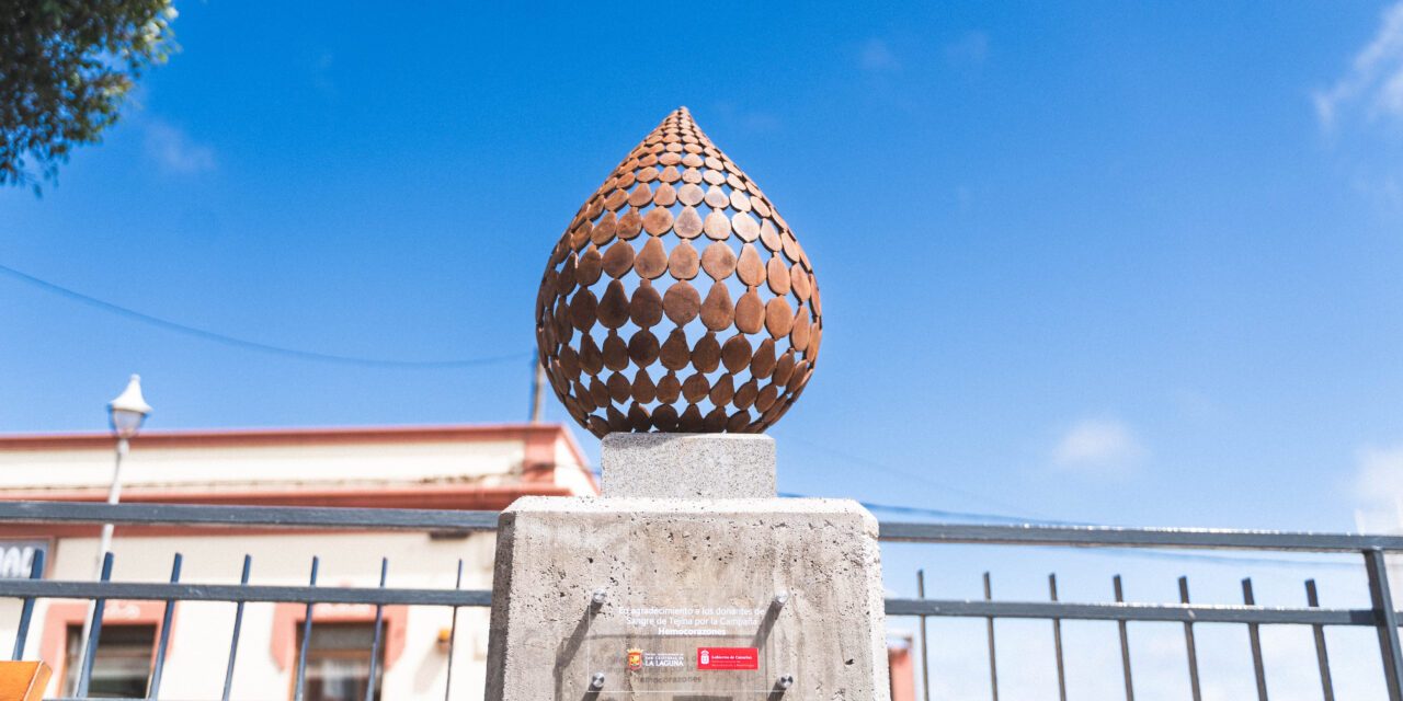 La Laguna y el ICHH inauguran una escultura en homenaje a la donación de sangre en Tejina