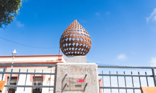 La Laguna y el ICHH inauguran una escultura en homenaje a la donación de sangre en Tejina