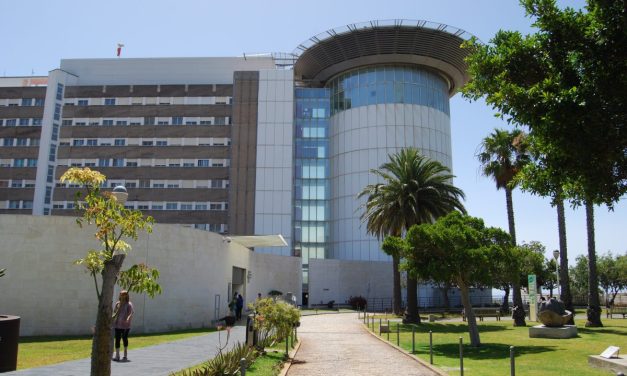 La Laguna homenajeará al personal del HUC con un gran mural de Sabotaje al Montaje en los exteriores del hospital
