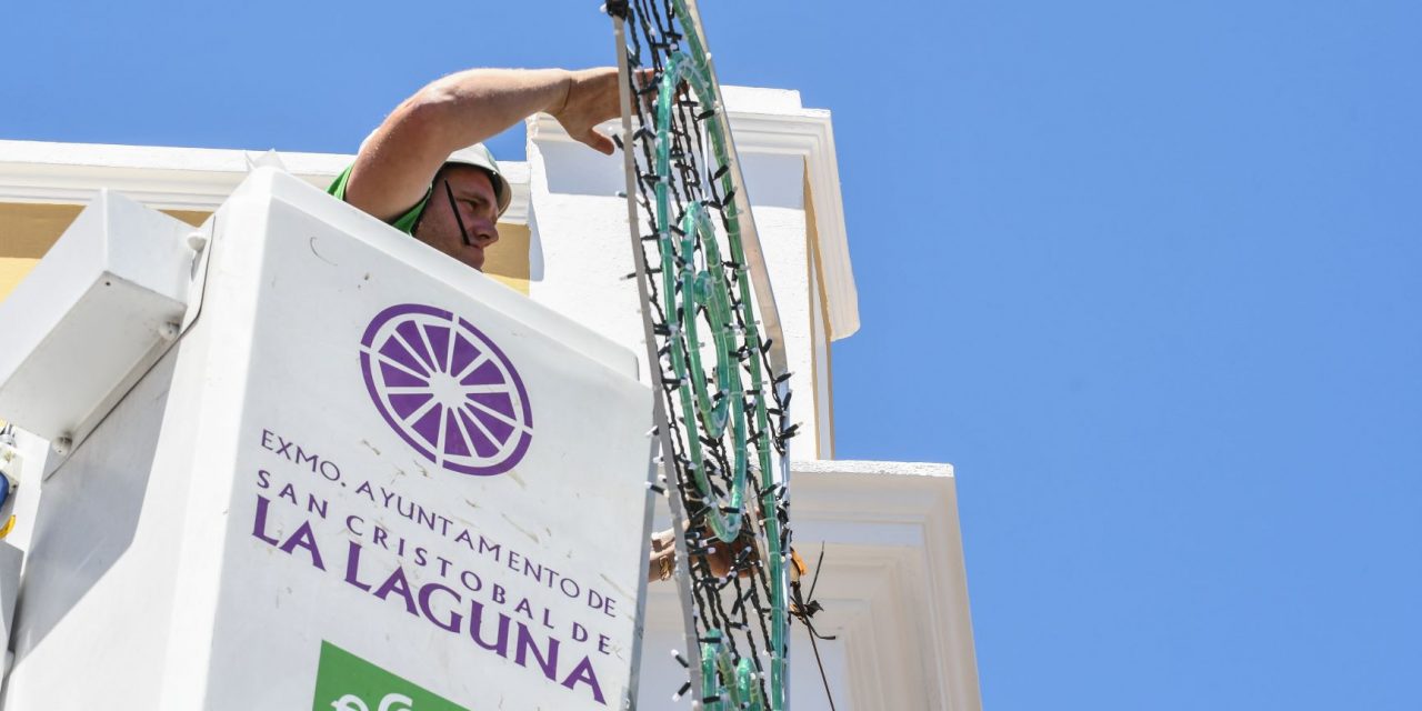 La Laguna comienza el desmontaje del alumbrado navideño