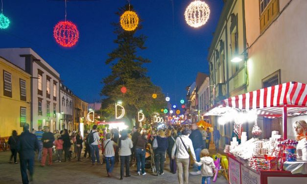 Comercio de La Laguna incorporará las sugerencias y acciones de las asociaciones y colectivos del casco al programa de La Noche en Blanco