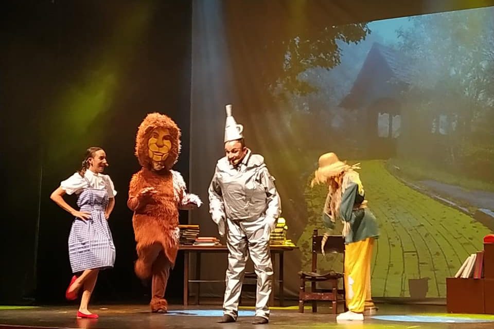 El Teatro Leal acoge la historia de superación de una de ‘Las brujas de Oz’ con el musical de Habemus Teatro