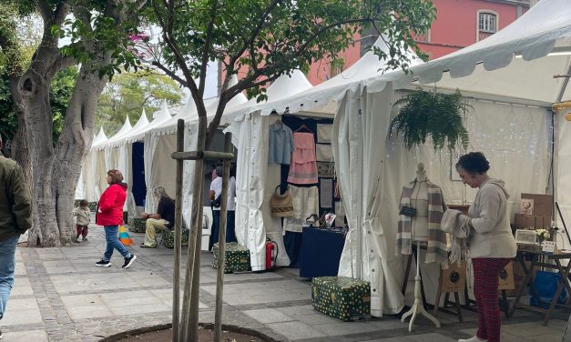 La Laguna presume de sus oficios tradicionales con la primera Muestra de Artesanía de Navidad local