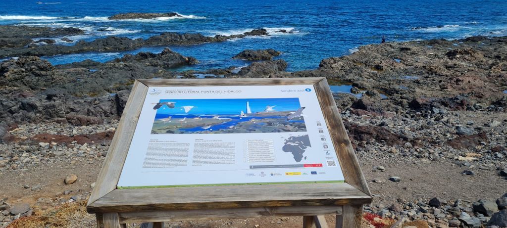El Ayuntamiento difunde la riqueza natural y paisajística del Sendero Azul de Punta del Hidalgo