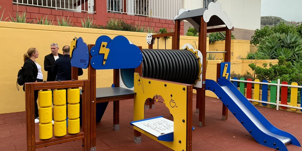 La Laguna renueva el parque infantil de La Verdellada y habilita elementos de juego inclusivos
