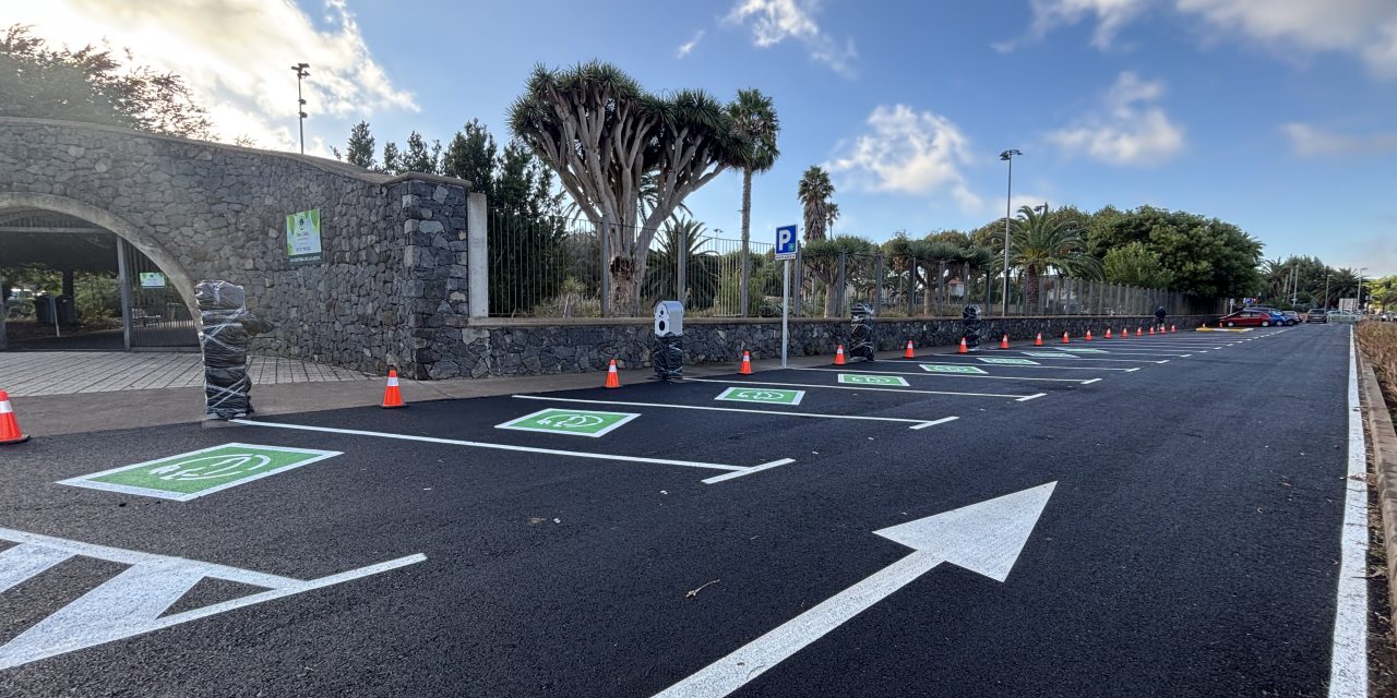 La Laguna amplía la capacidad de aparcamientos de los exteriores del parque de La Vega