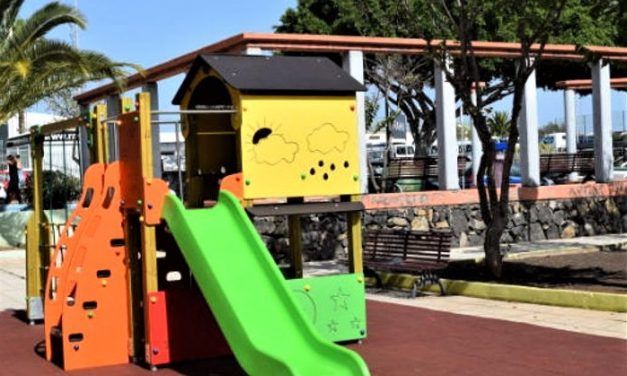 El Ayuntamiento destina 20.000 euros a tres parques infantiles de La Cuesta, San Miguel de Chimisay y La Verdellada