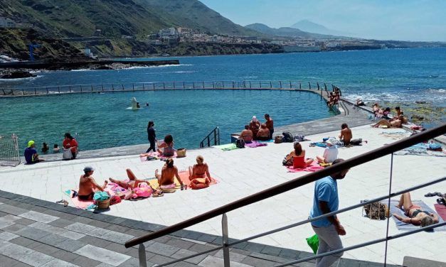 El Ayuntamiento limita el uso de la piscina del Arenisco para poner a punto la instalación de cara al verano