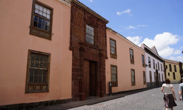 La Laguna ultima los detalles para la reapertura de la portada de la Casa del Corregidor