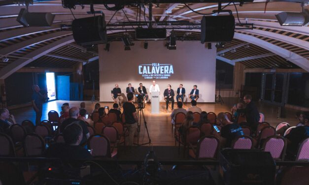 Marcus Nispel inaugura la alfombra roja que desplegará a partir de este viernes el festival Isla Calavera en La Laguna