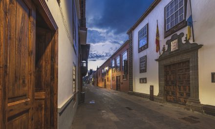 La Laguna pone en marcha un proyecto piloto de iluminación patrimonial en la calle San Agustín