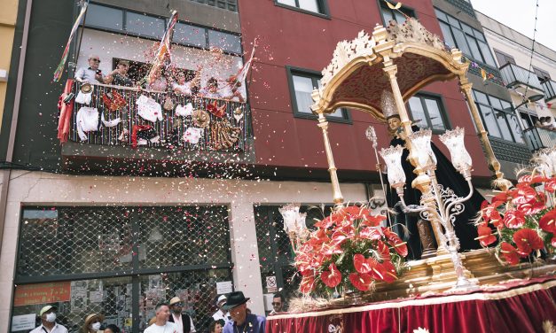 Más de 15.000 personas acompañan a San Benito Abad para celebrar su romería regional