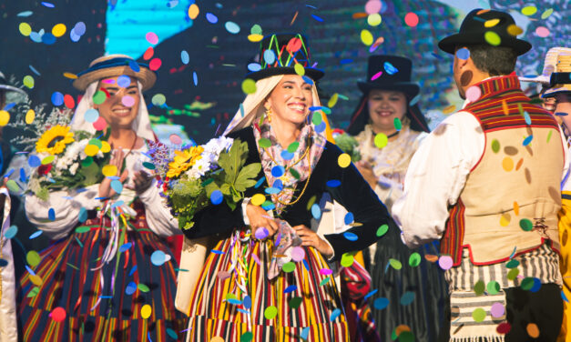 Andrea Álvarez Curbelo convierte en la Romera Mayor de las Fiestas y la Romería de San Benito 2024
