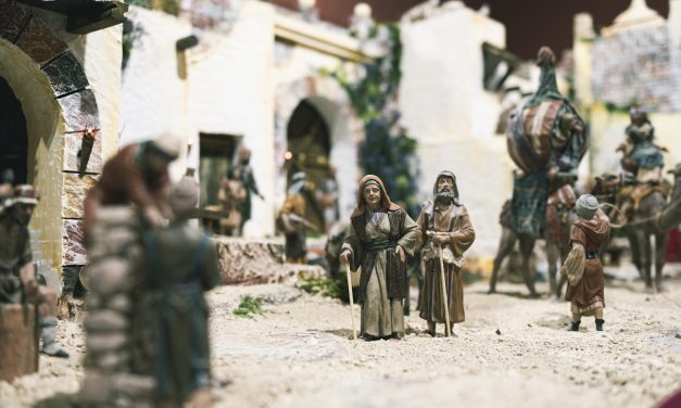 La Casa de los Capitanes abre al público el tradicional belén de la Junta de Hermandades y Cofradías
