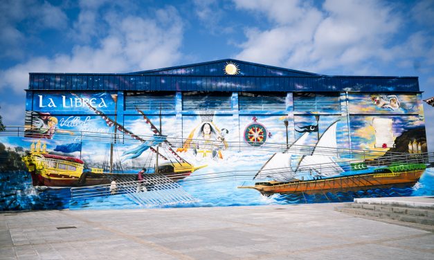 Valle de Guerra renueva el mural dedicado a La Librea que reproduce la batalla de Lepanto