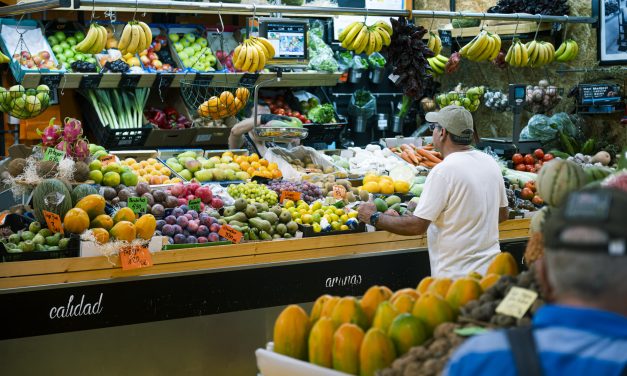 El Mercado de La Laguna celebra el Día de la Madre con una jornada de actividades para toda la familia