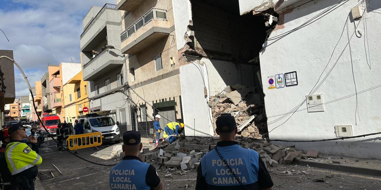 Un edificio de San Matías registra un colapso parcial de su estructura