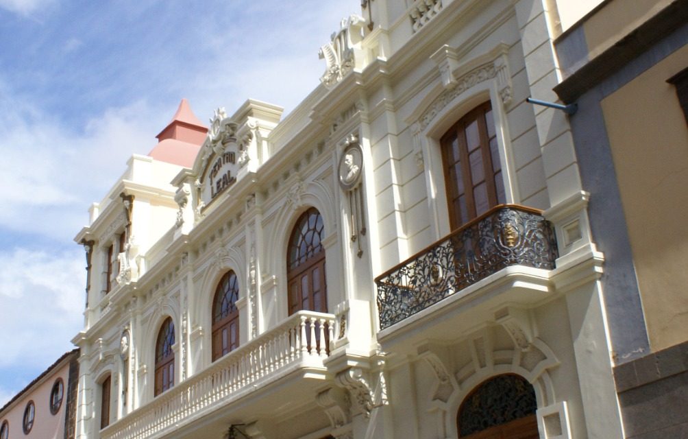 El Teatro Leal acoge hoy la tradicional lectura del pregón de Navidad