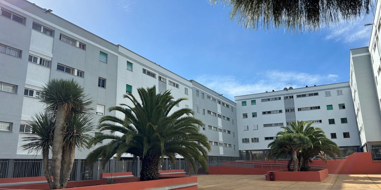 La Laguna concluye el proceso de rehabilitación de los 17 bloques de la Urbanización Padre Anchieta