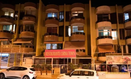 La Gerencia de Urbanismo ordena el desalojo cautelar del Edificio Dácil, en Bajamar, ante la falta de garantías de seguridad estructural